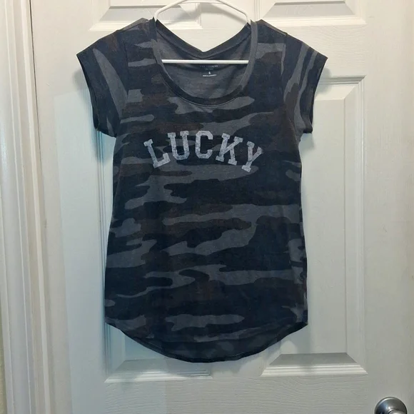 LUCKY brand Short Sleeved T Shirt EUC - Picture 2 of 6